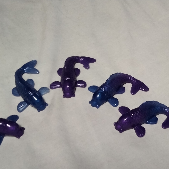 Unique Koi Fish - Picture 2 of 4